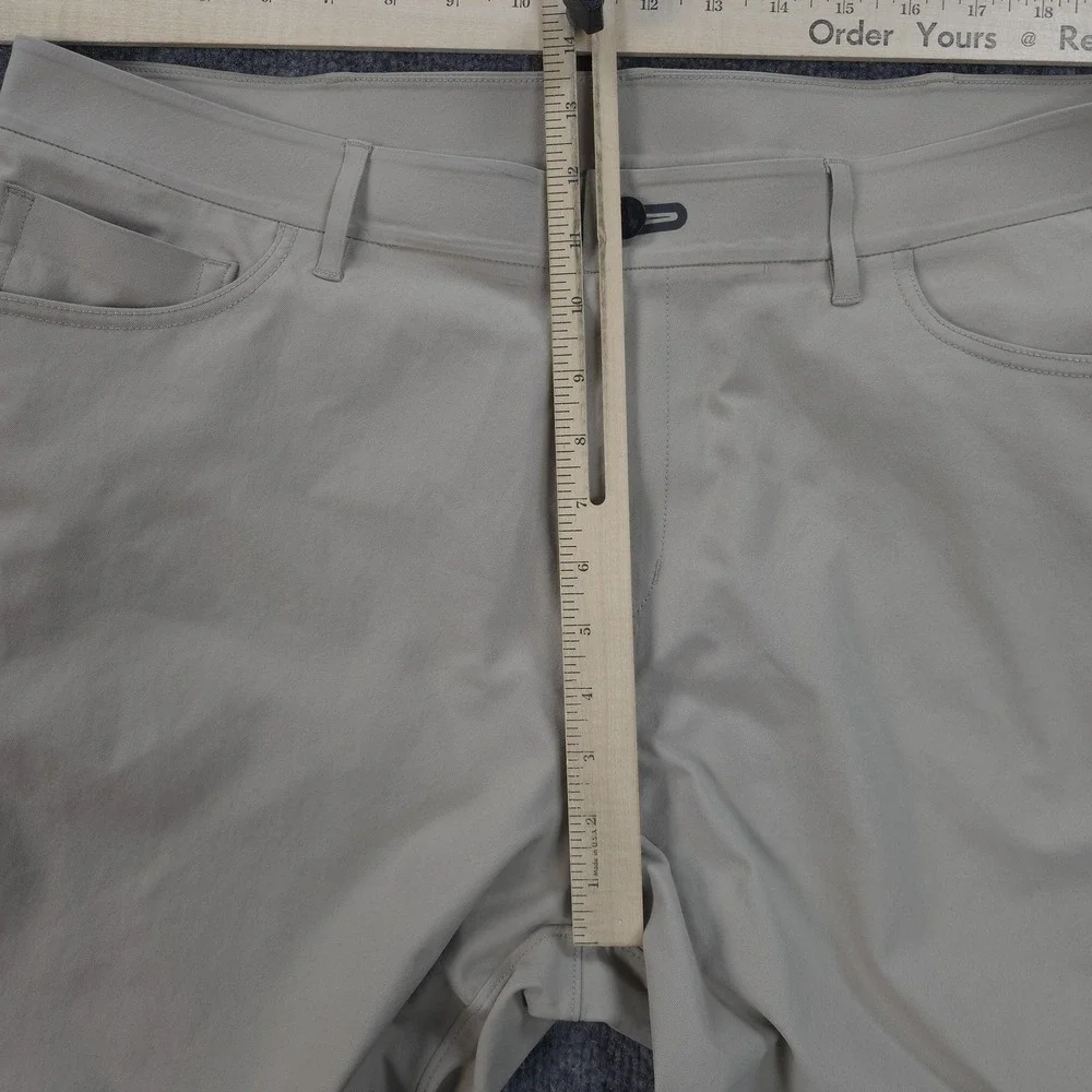 Public Rec Pants Mens 38x30 Beige Dealmaker Chino Casual Golf Performance
